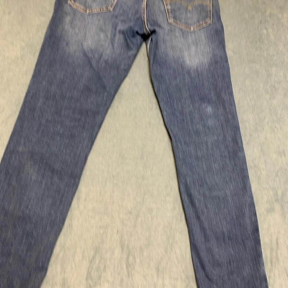 Levi's 511 Slim Fit Jeans Mens 31x32 Blue Denim Medium Wash 5-Pockets Streetwear